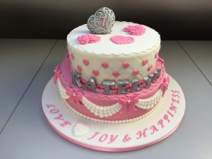 Feesttaarten - Stapeltaart Love Joy &amp; Happiness Katelyn