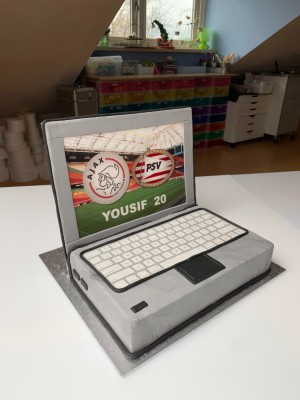 Kindertaarten - Laptop taart