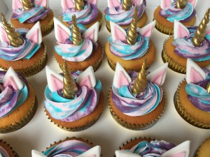 Cupcakes - Unicorn cupcakes Cupcakes - Unicorn cupcakes