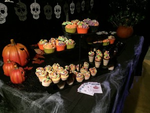 Sweettable - Halloween sweet table cupcakes Sweettable - Halloween sweet table cupcakes