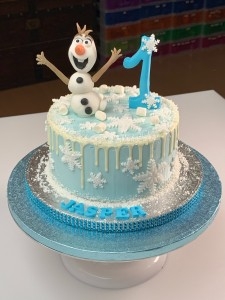 Drip Cake - Dripcake Olaf van Frozen