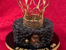 Feesttaarten - Afro girl cr&egrave;metaart gouden kroon