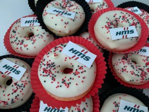 Cupcakes - Donuts voor het bedrijf HMS eetbare print Cupcakes - Donuts voor het bedrijf HMS eetbare print