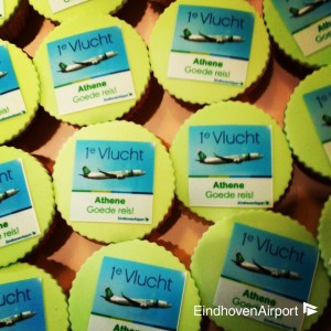 Zakelijk - Cupcakes voor de passagiers van Transavia Zakelijk - Cupcakes voor de passagiers van Transavia