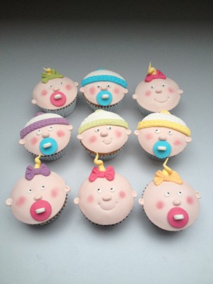 Cupcakes - Babyshower cupcakes babygezichtjes